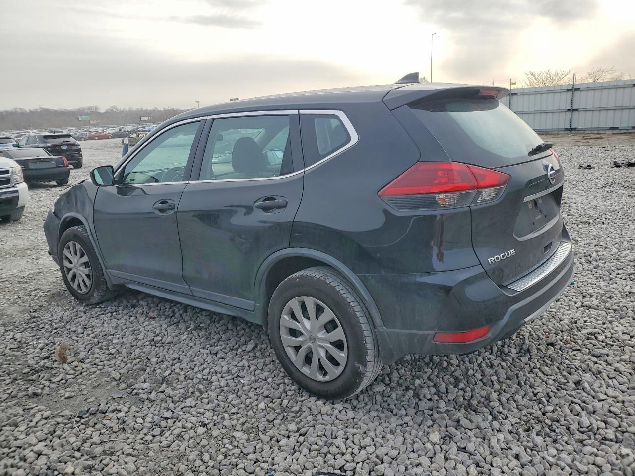 2018 NISSAN ROGUE S — снимка 2