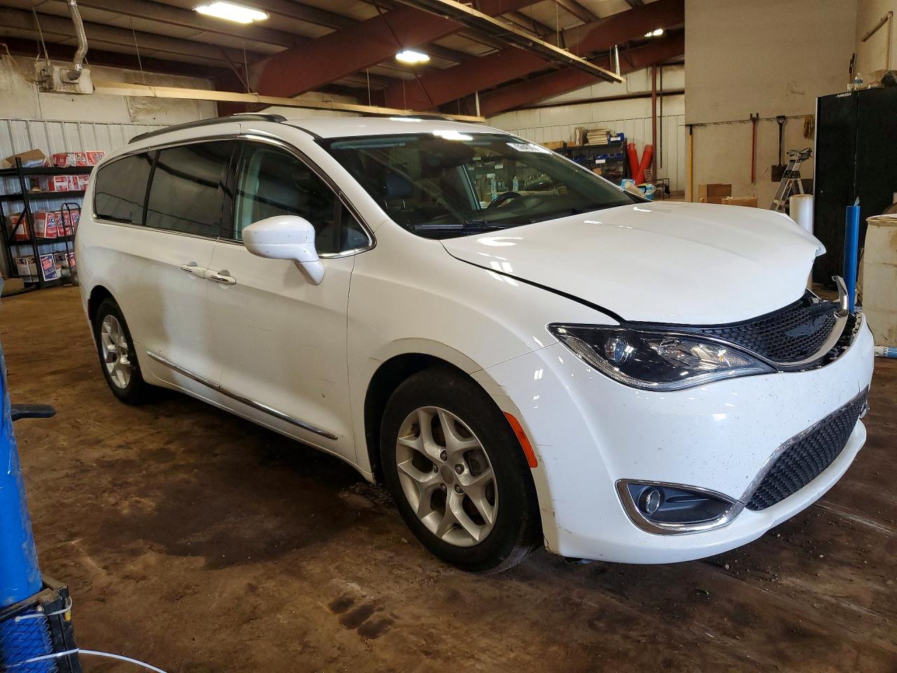 2017 CHRYSLER PACIFICA TOURING L — снимка 4