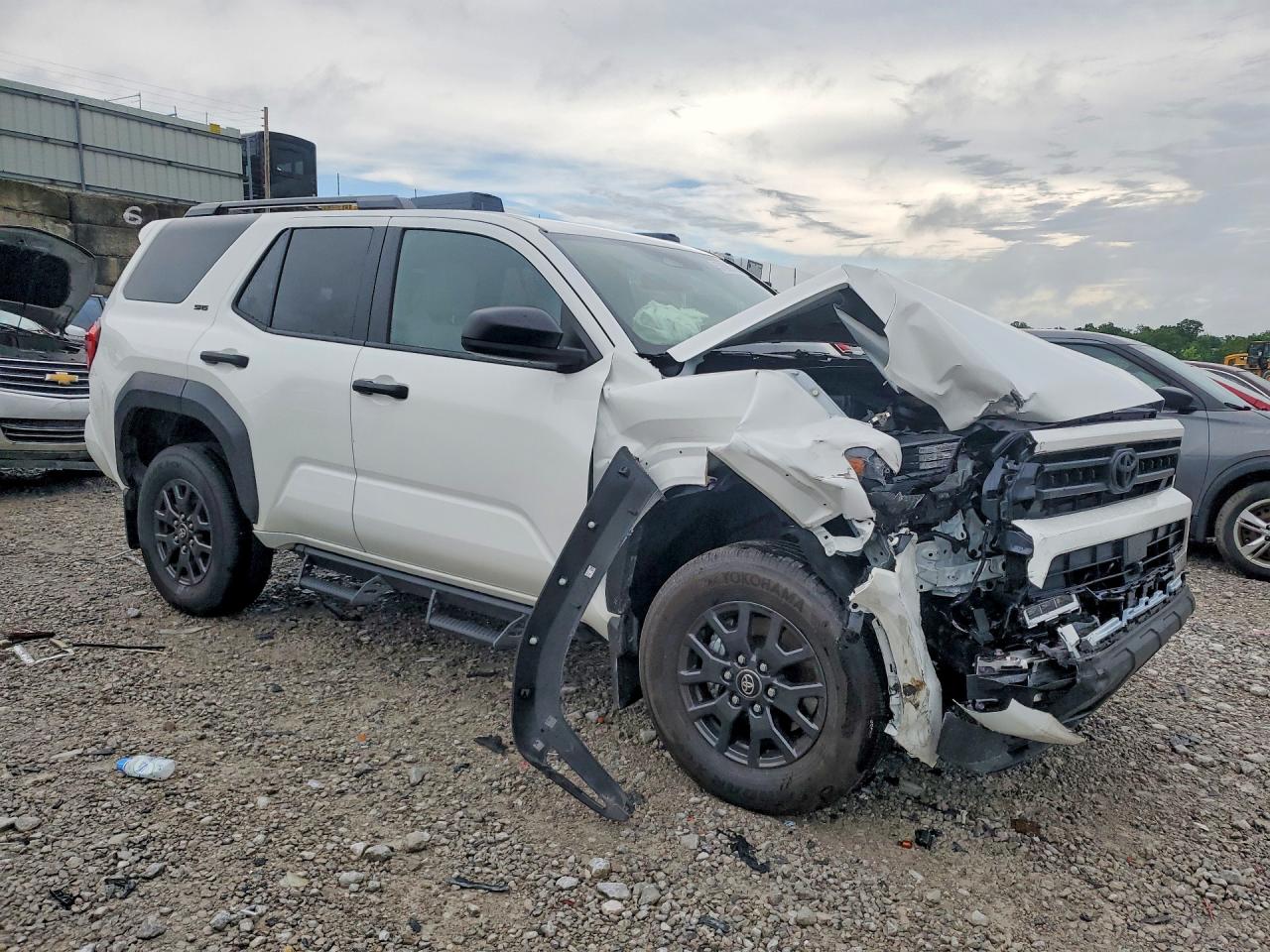 2026 TOYOTA 4RUNNER SR5 — снимка 4
