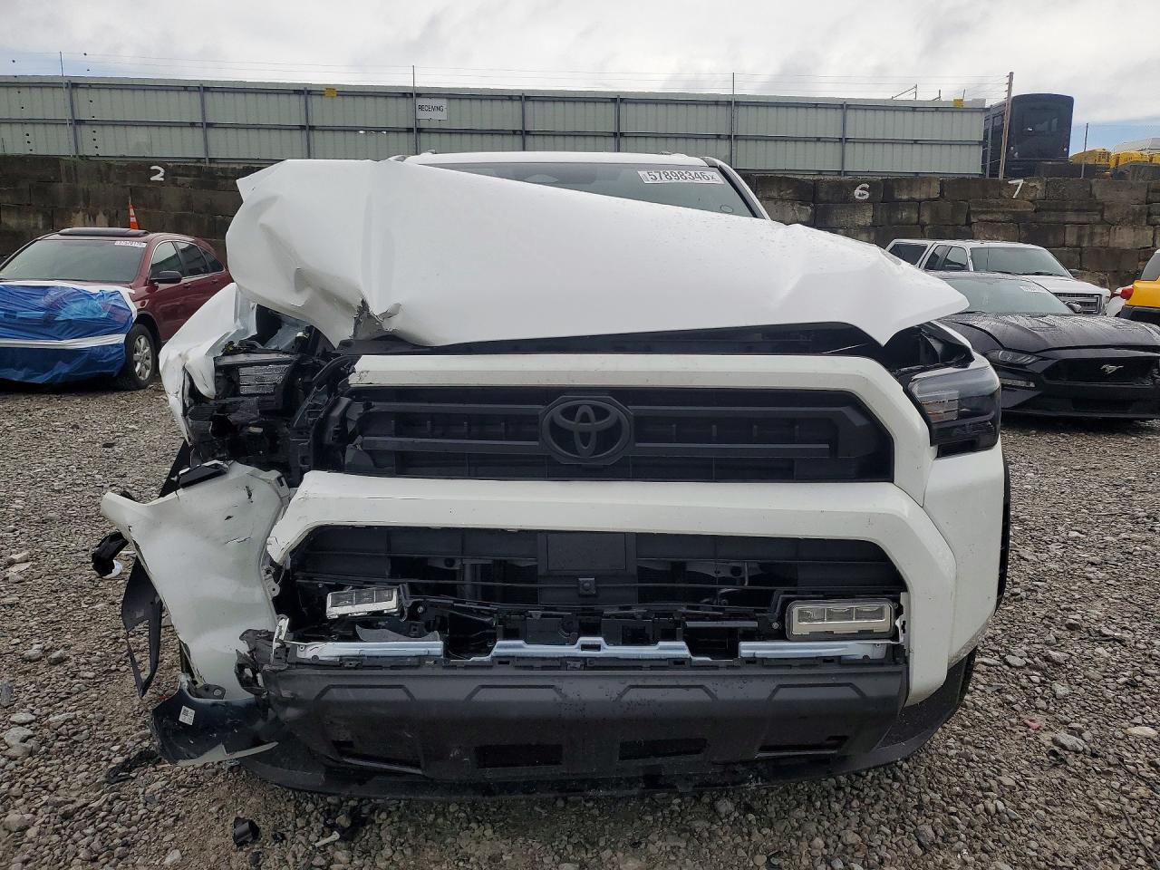 2026 TOYOTA 4RUNNER SR5 — снимка 5