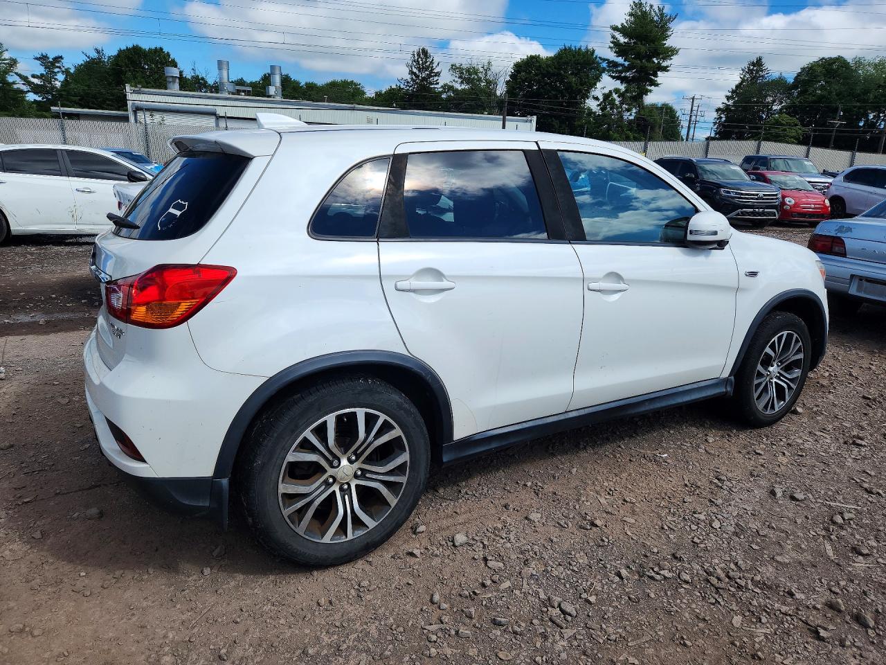 2018 MITSUBISHI OUTLANDER SPORT ES — снимка 3