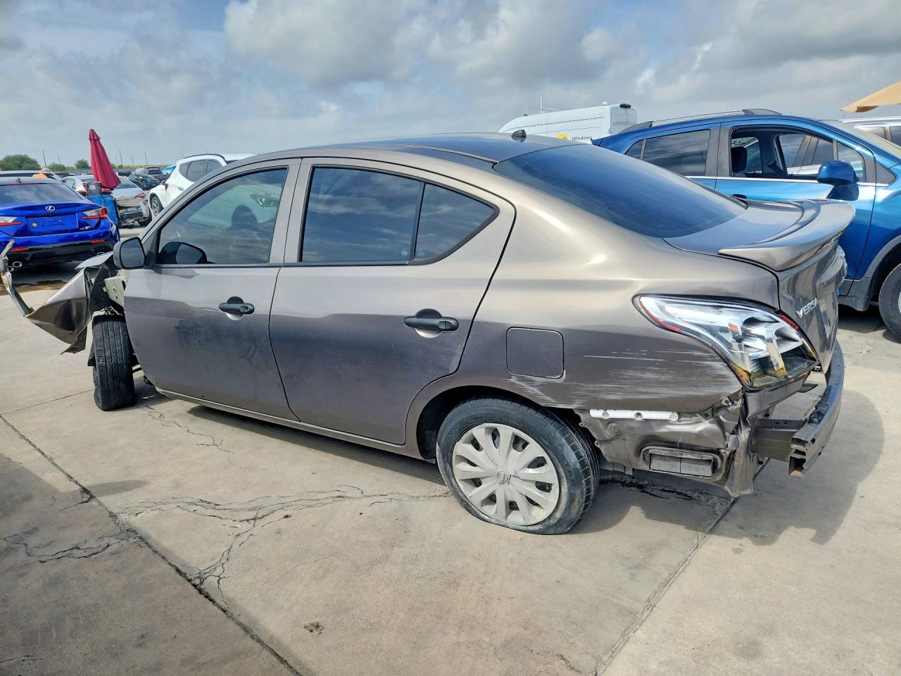2015 NISSAN VERSA 1.6 S PLUS — снимка 2