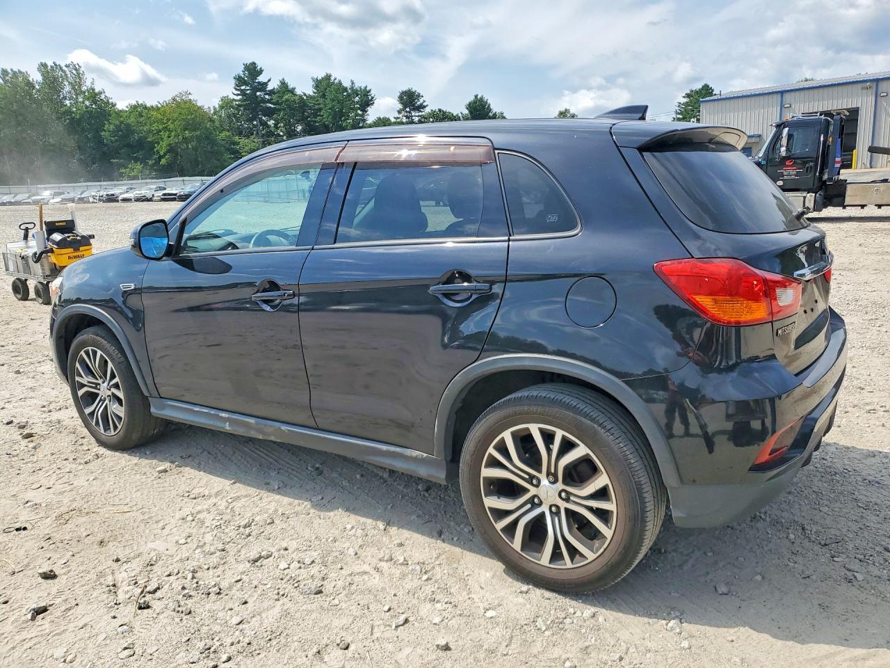 2018 MITSUBISHI OUTLANDER SPORT ES — снимка 2