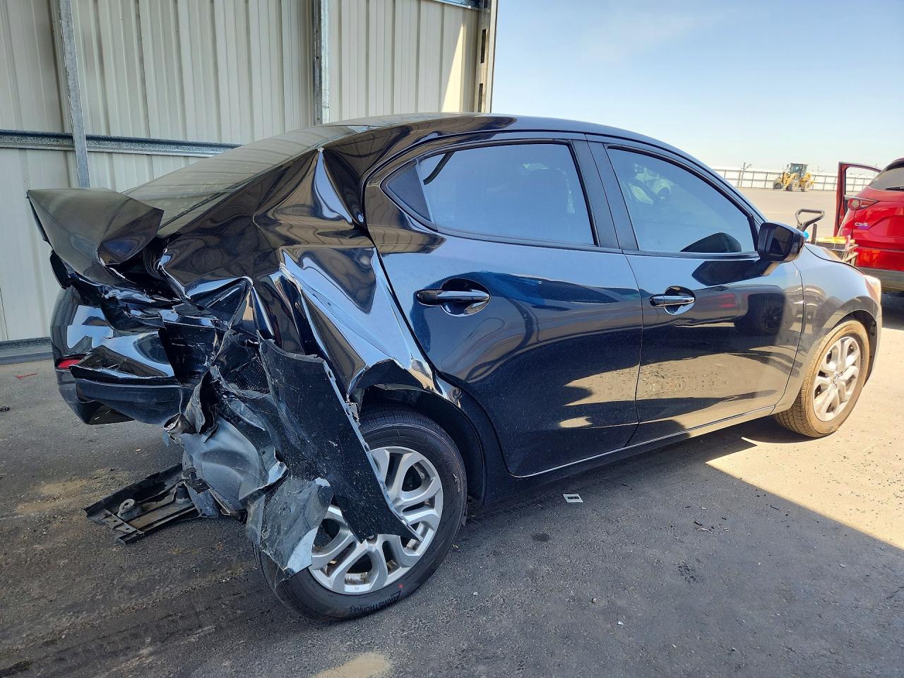 2017 TOYOTA YARIS IA BASE — снимка 3