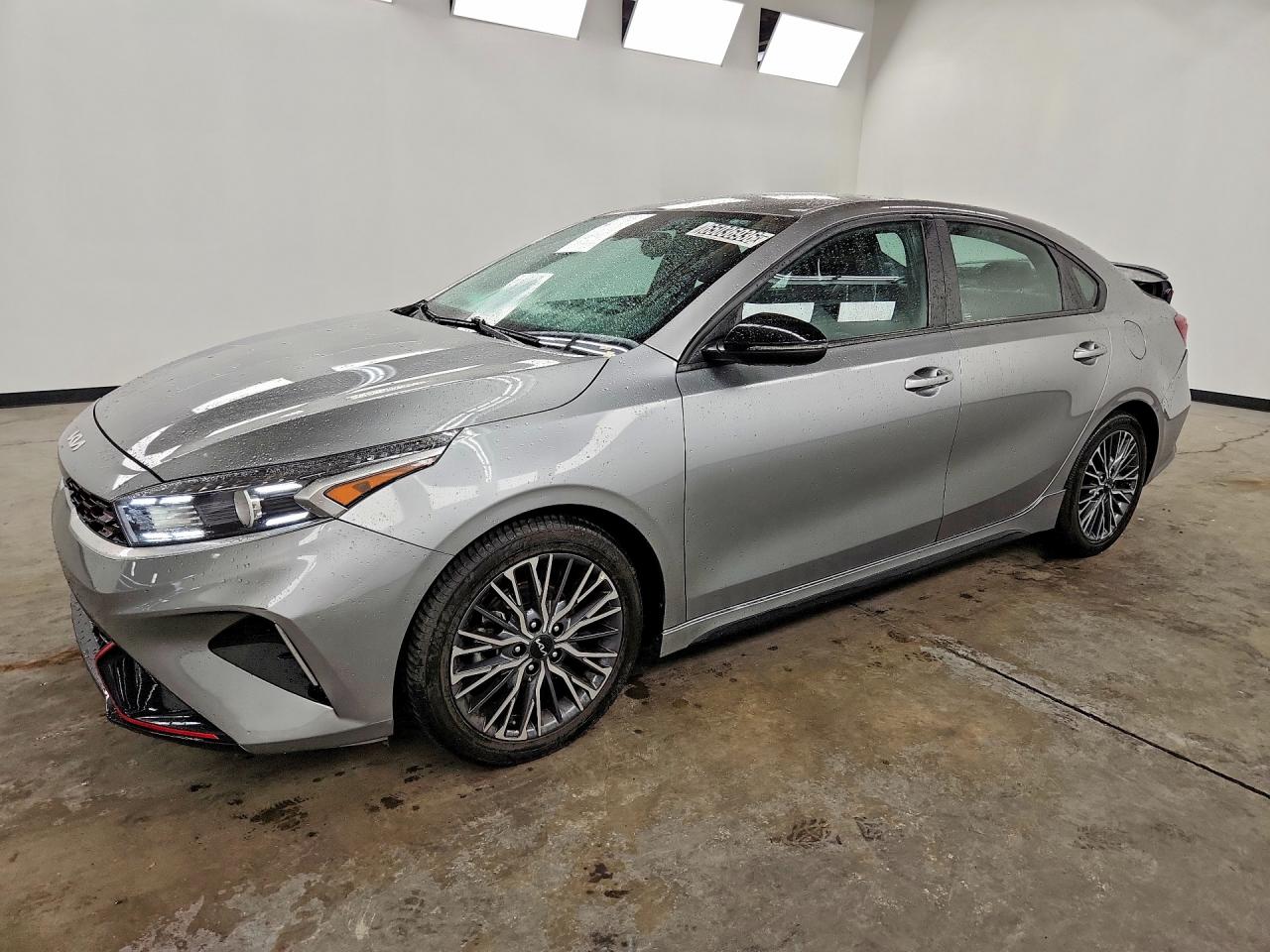 2023 KIA FORTE GT LINE