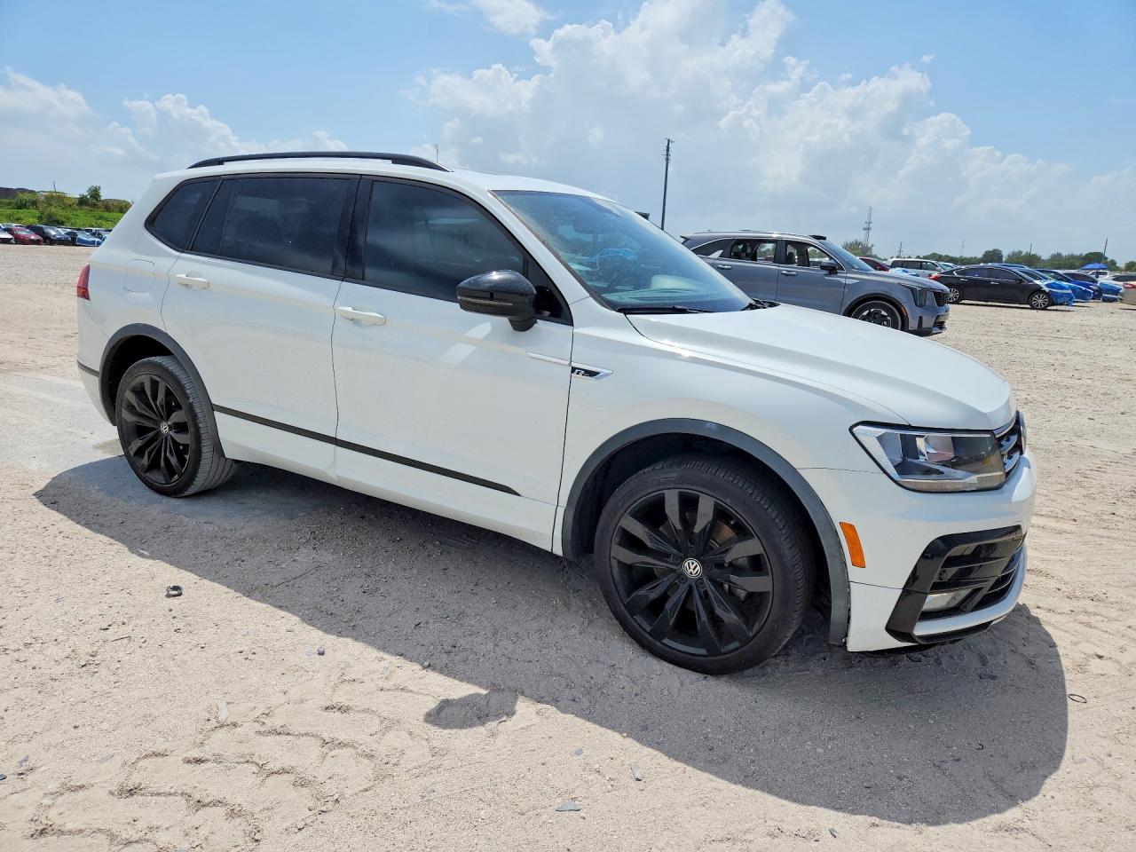 2021 VOLKSWAGEN TIGUAN SE — снимка 4