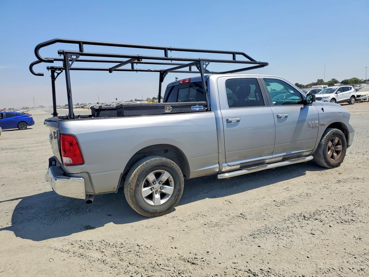2020 RAM 1500 CLASSIC SLT — снимка 3