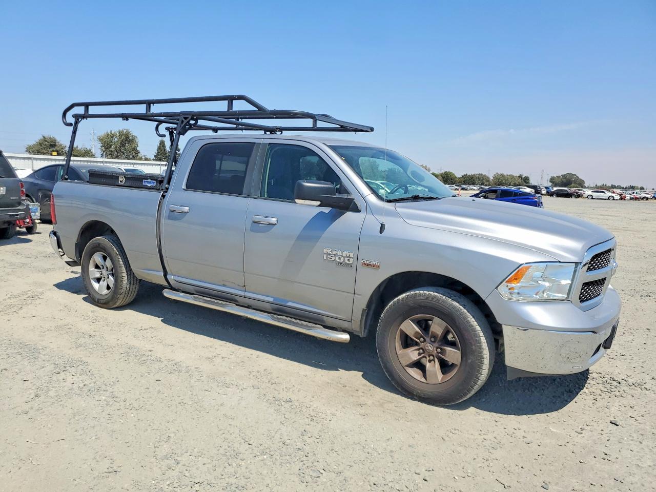 2020 RAM 1500 CLASSIC SLT — снимка 4