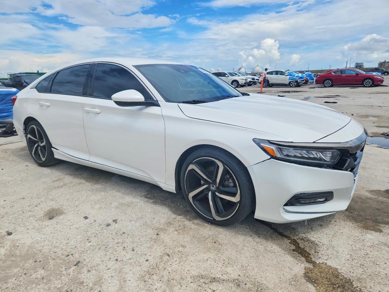 2018 HONDA ACCORD SPORT — снимка 4