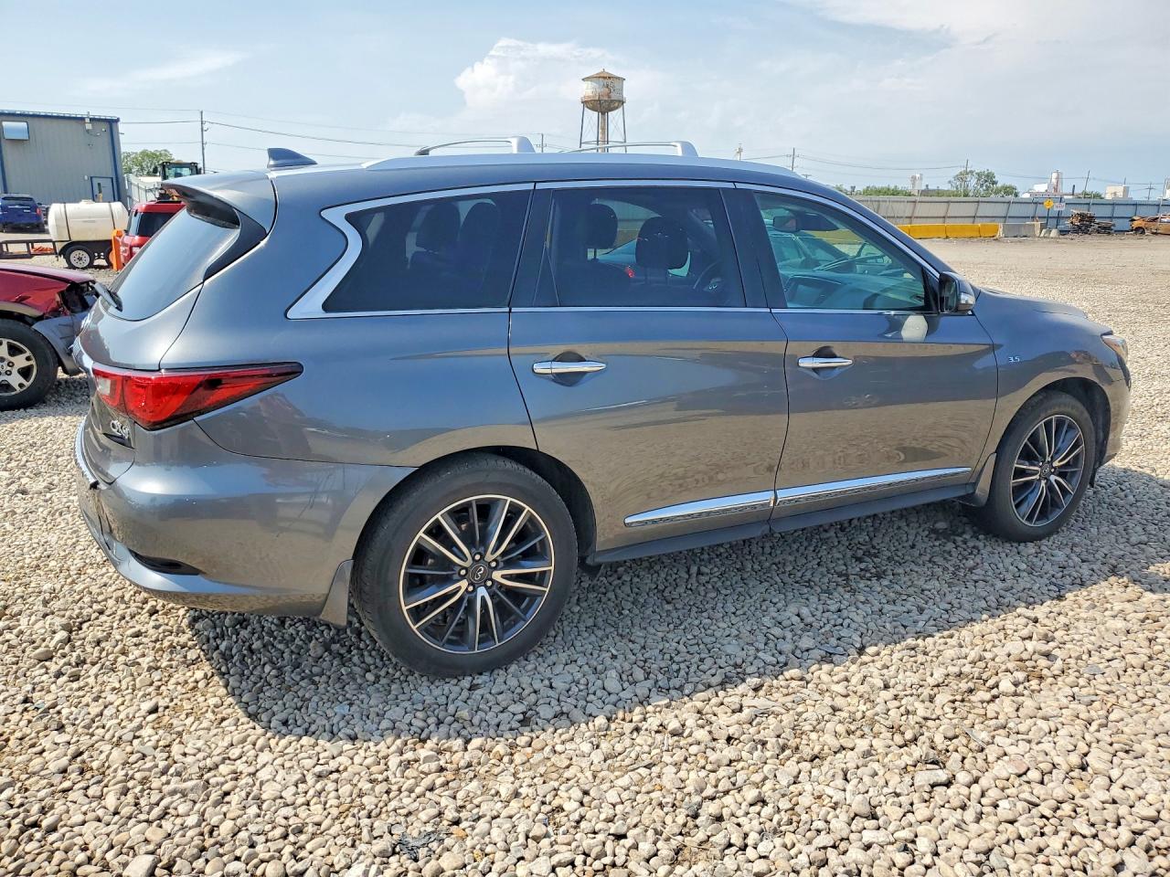 2019 INFINITI QX60 LUXE — снимка 3