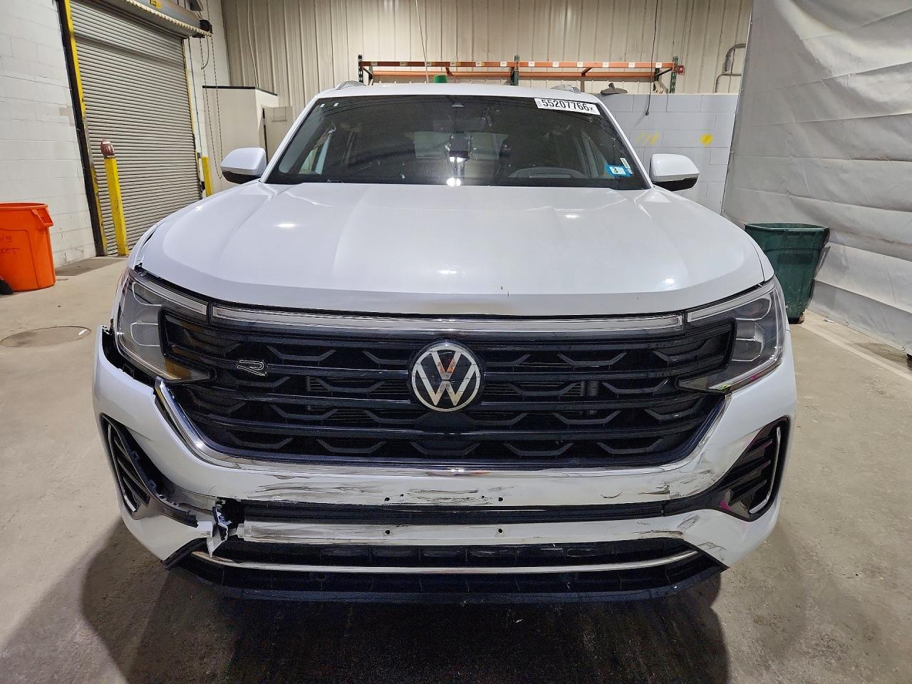 2024 VOLKSWAGEN ATLAS CROSS SPORT SEL R-LINE — снимка 5
