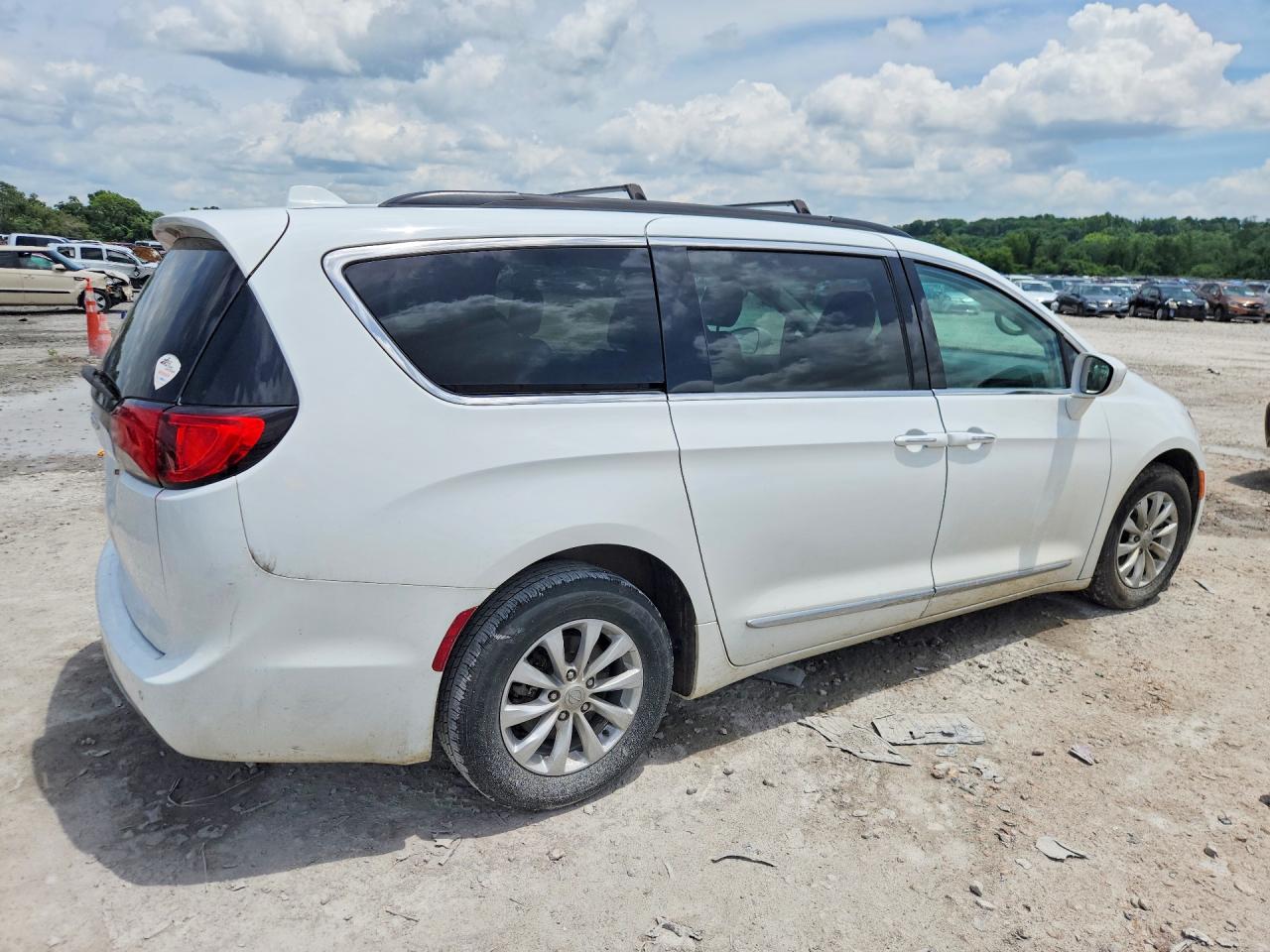 2017 CHRYSLER PACIFICA TOURING L — снимка 3