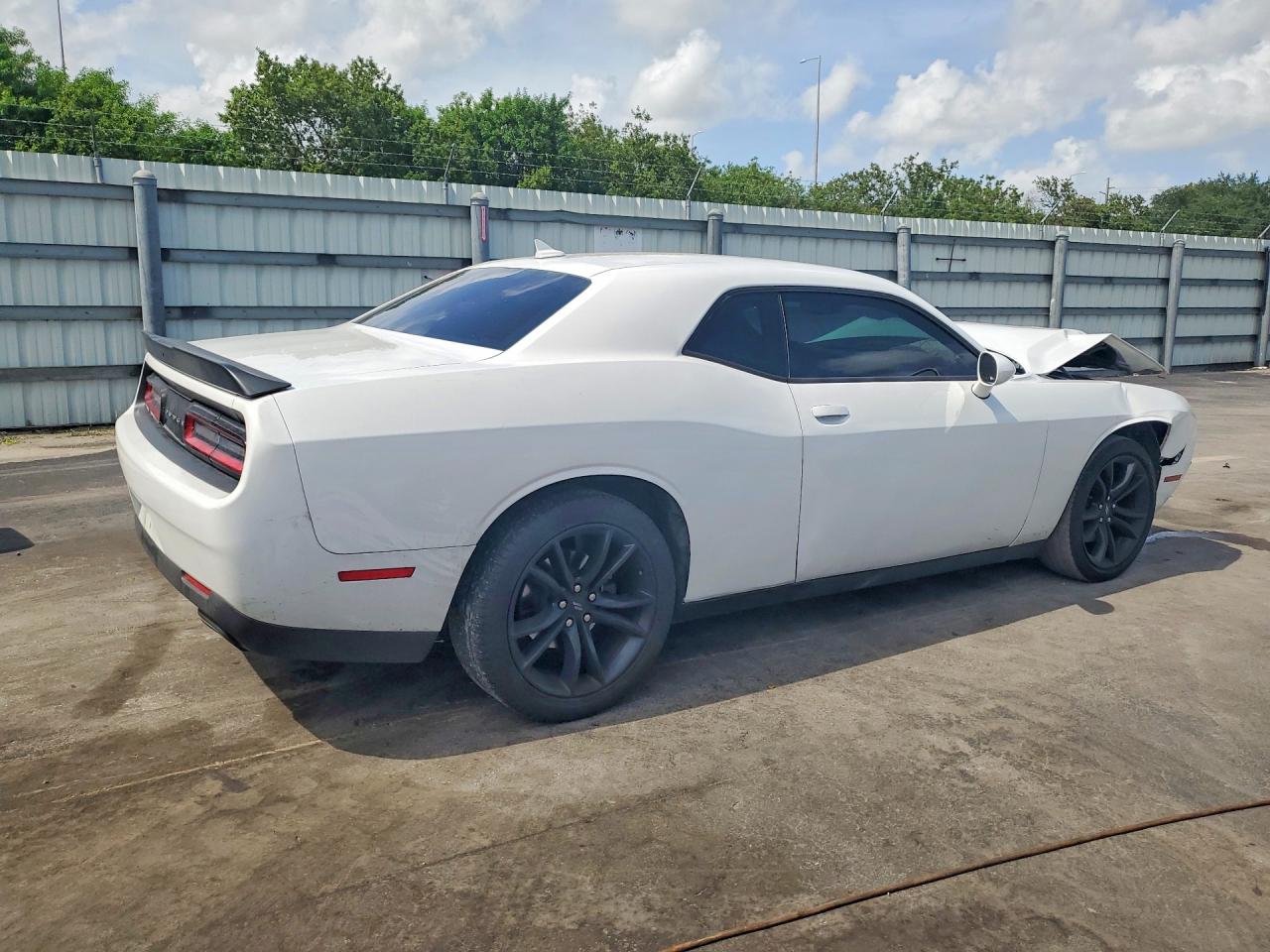 2018 DODGE CHALLENGER SXT — снимка 3