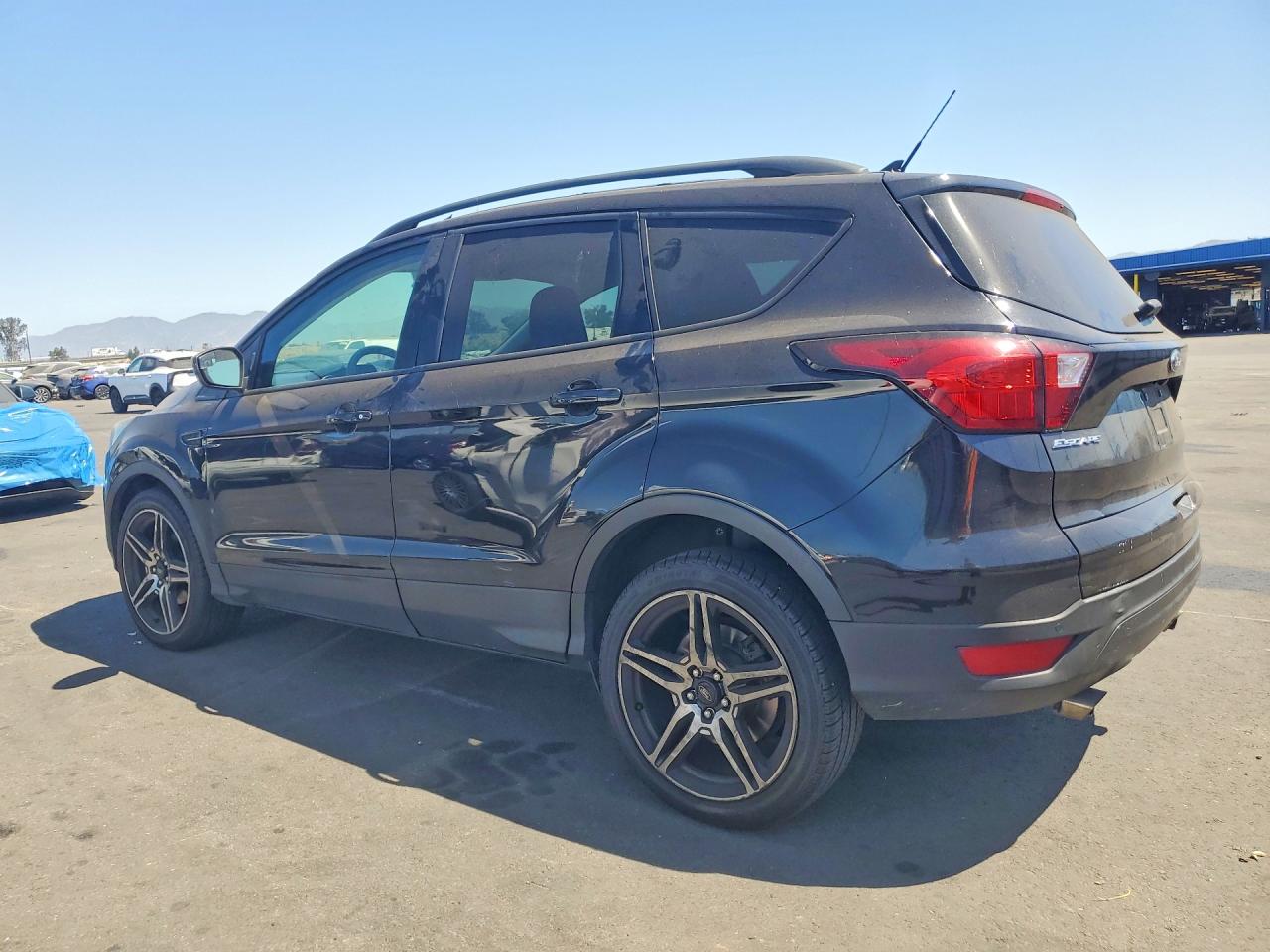 2019 FORD ESCAPE SEL — снимка 2