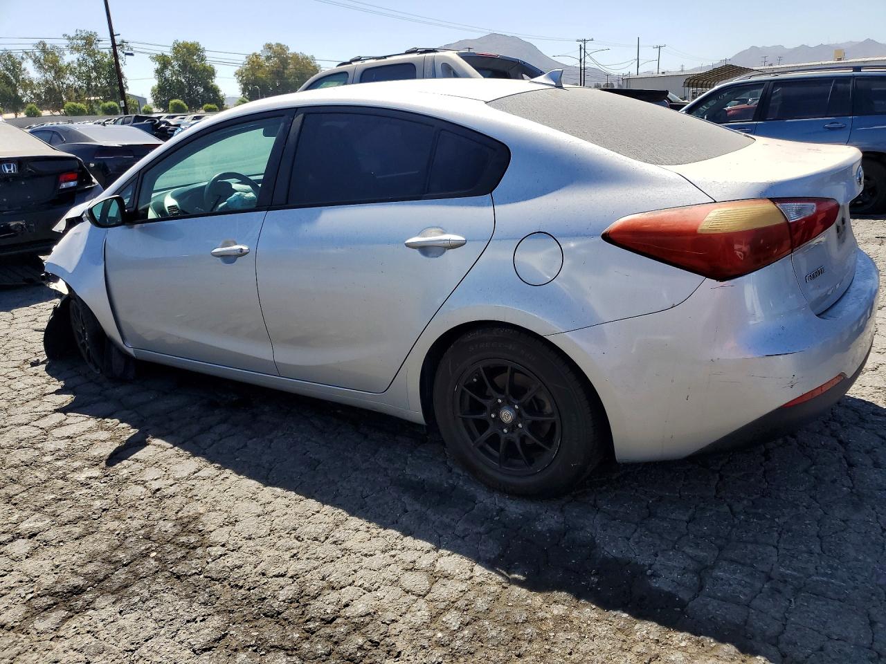 2016 KIA FORTE LX — снимка 2