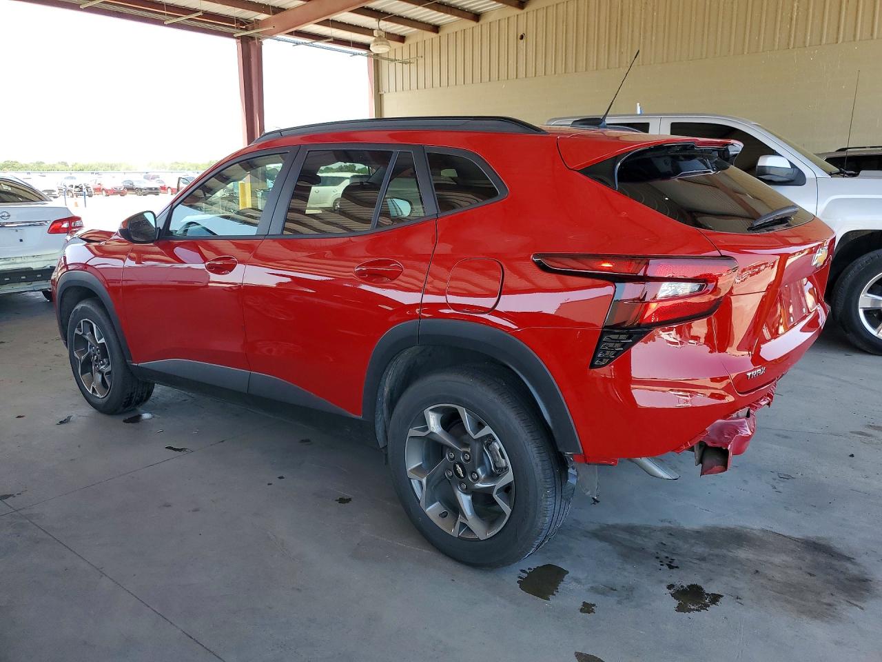 2026 CHEVROLET TRAX 1LT — снимка 2
