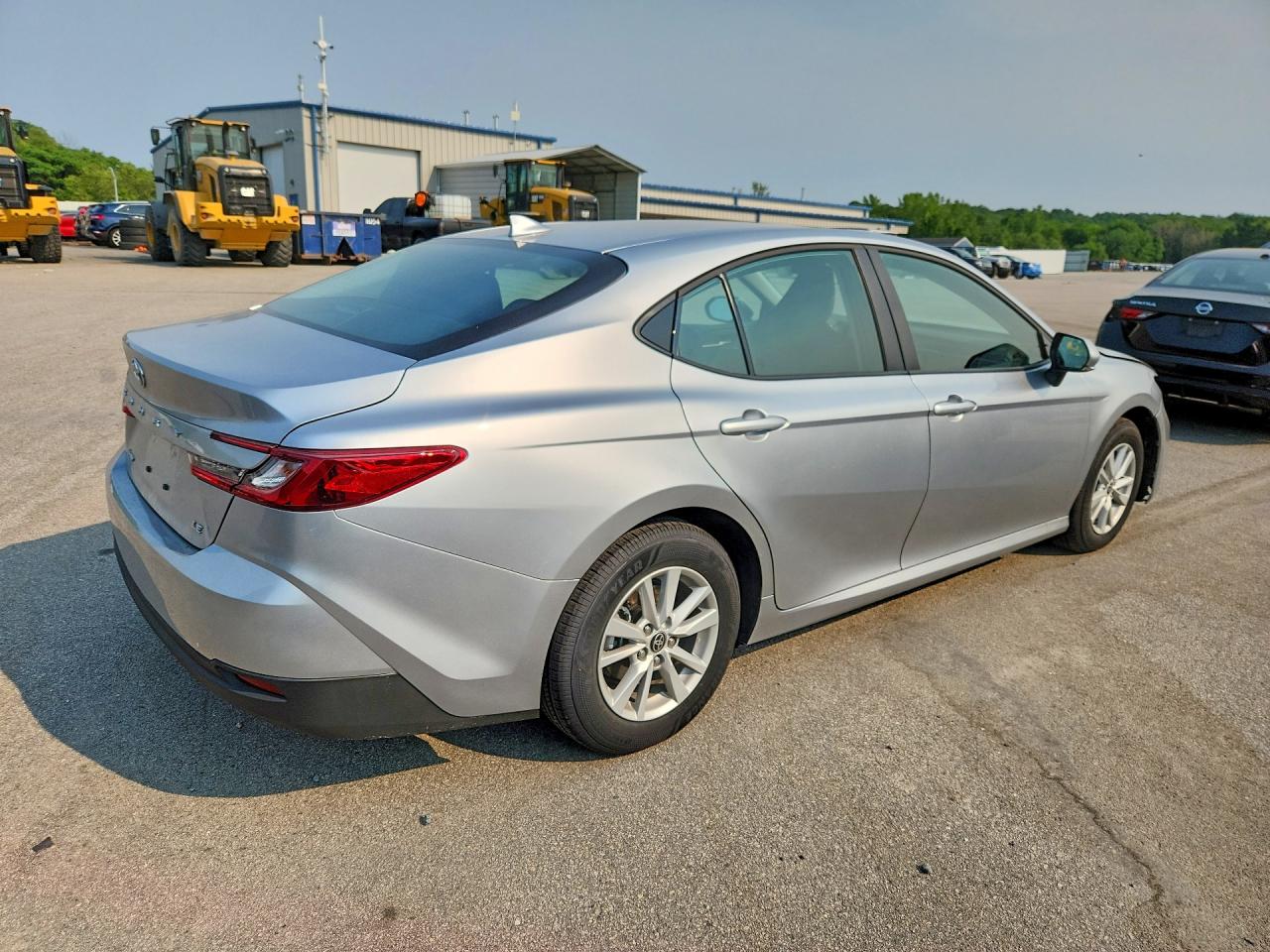 2026 TOYOTA CAMRY LE — снимка 3
