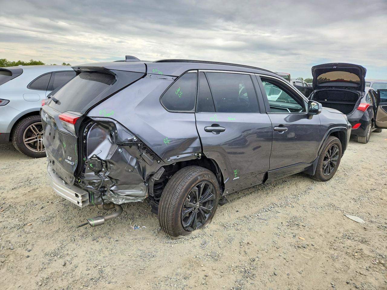 2024 TOYOTA RAV4 SE — снимка 3