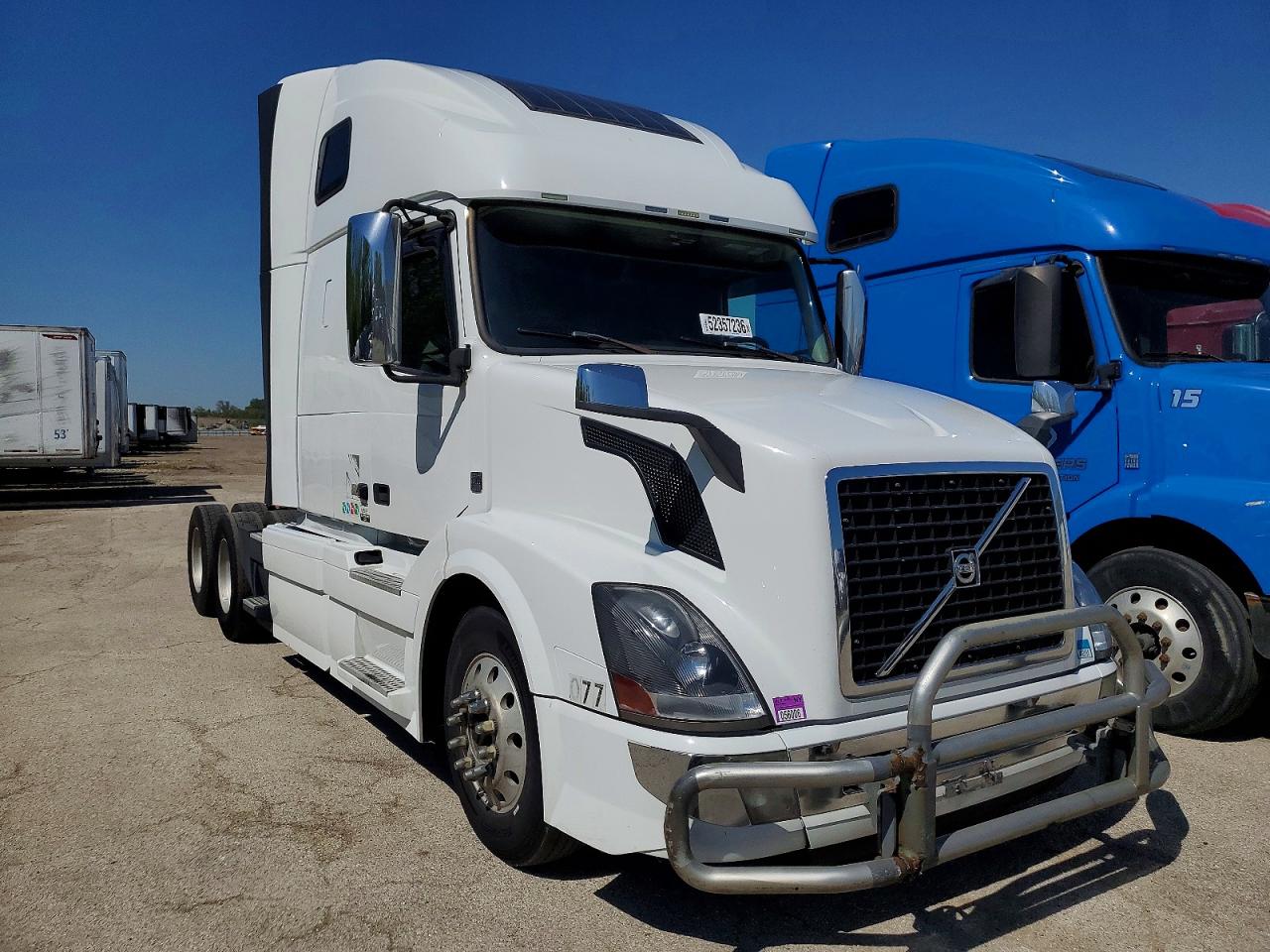 2016 VOLVO VN
