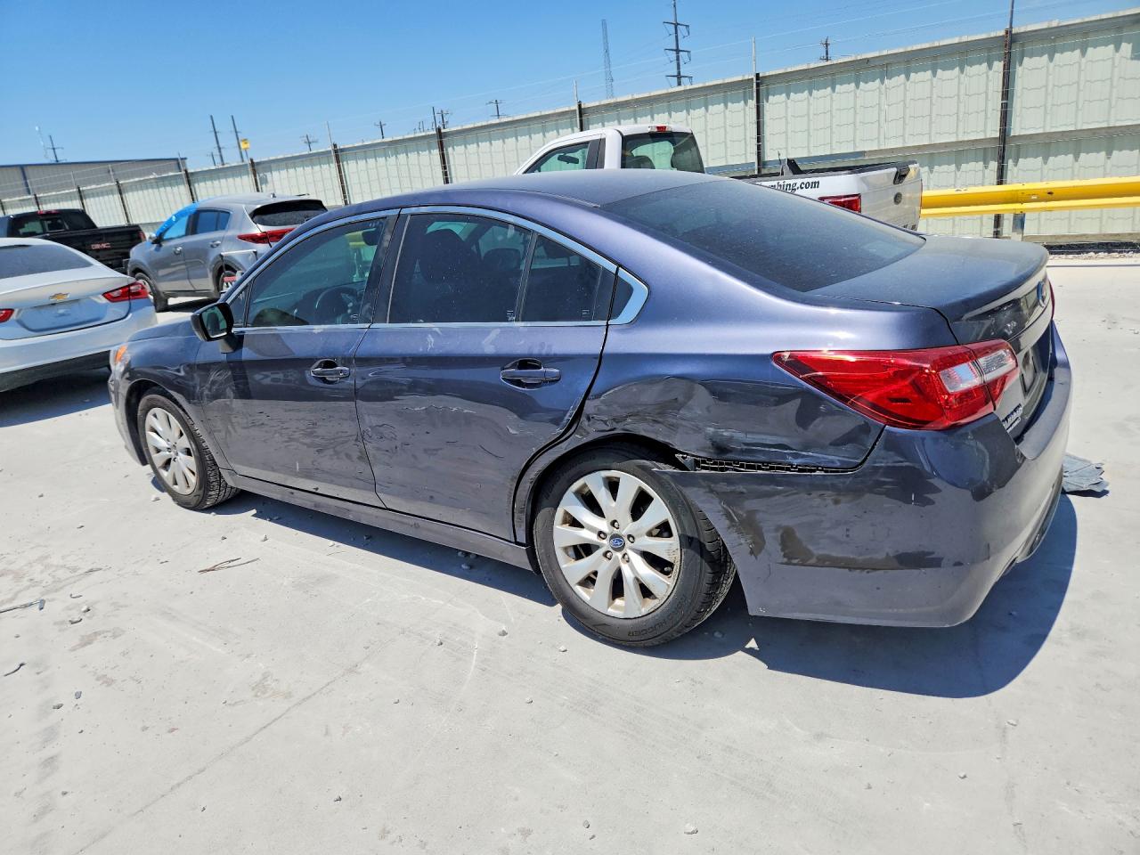 2017 SUBARU LEGACY 2.5I — снимка 2