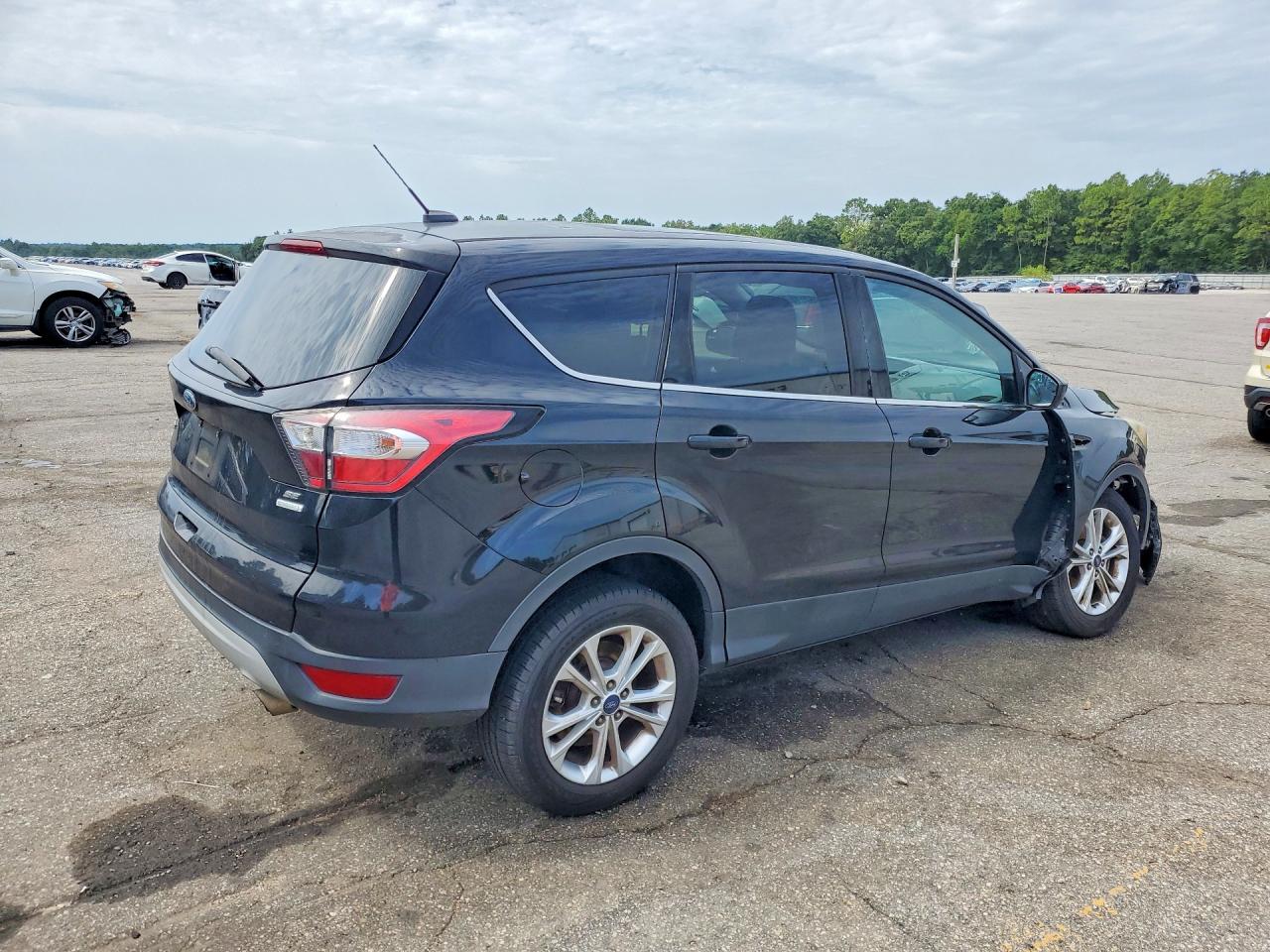 2017 FORD ESCAPE SE — снимка 3