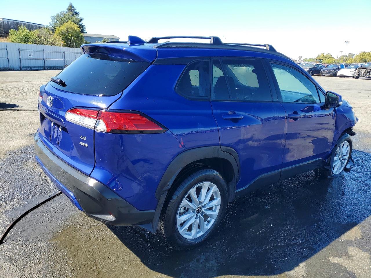 2023 TOYOTA COROLLA CROSS LE — снимка 3