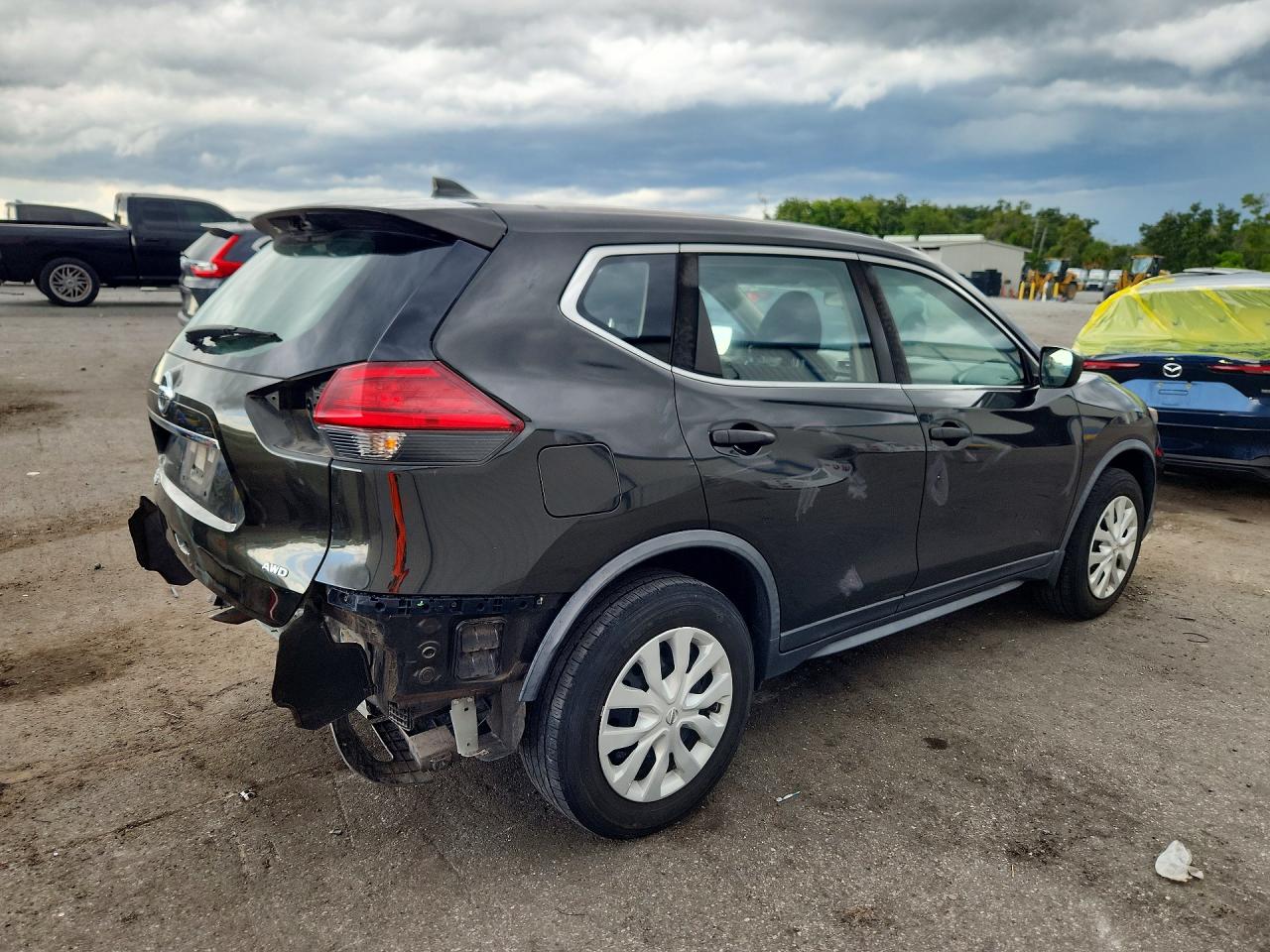 2017 NISSAN ROGUE S — снимка 3