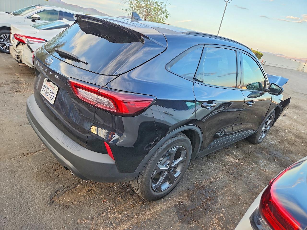 2025 FORD ESCAPE ST LINE — снимка 3