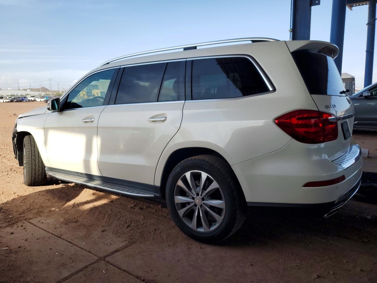 2016 MERCEDES-BENZ GL 450 4MATIC — снимка 2