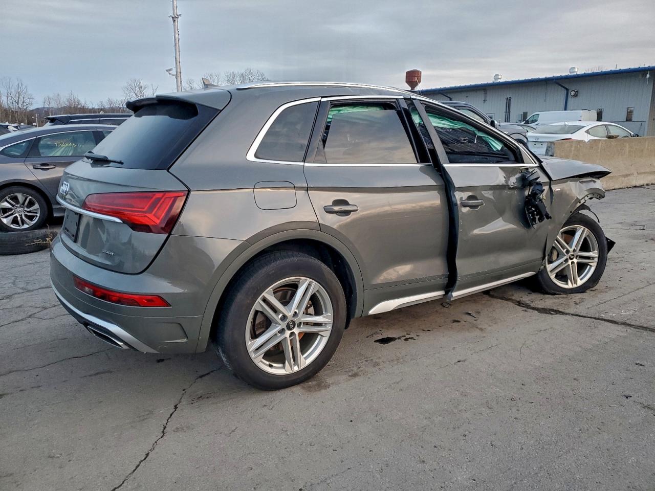 2023 AUDI Q5 E PREMIUM PLUS 55 — снимка 3