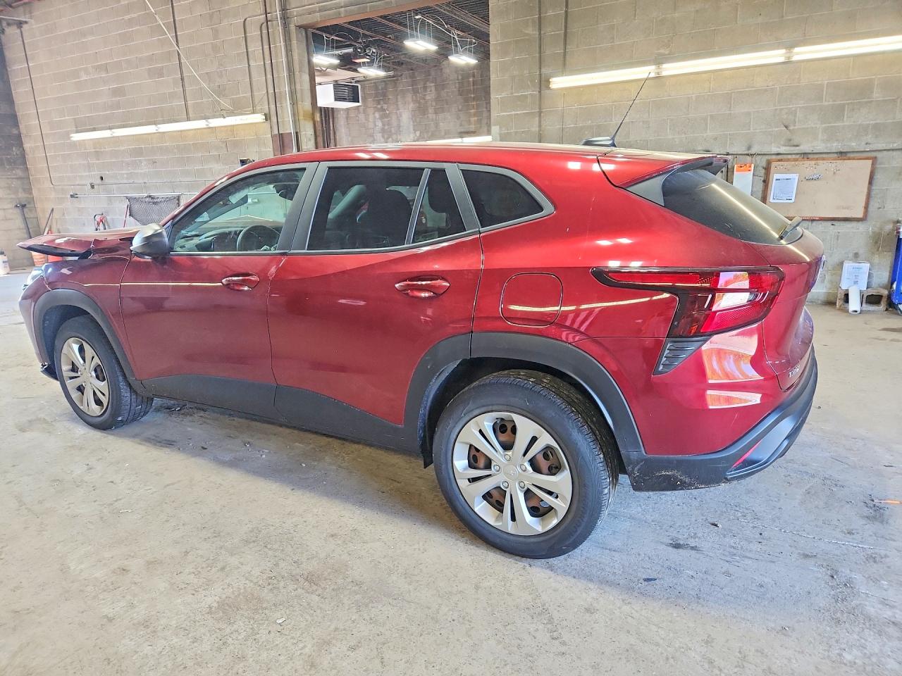 2024 CHEVROLET TRAX LS — снимка 2