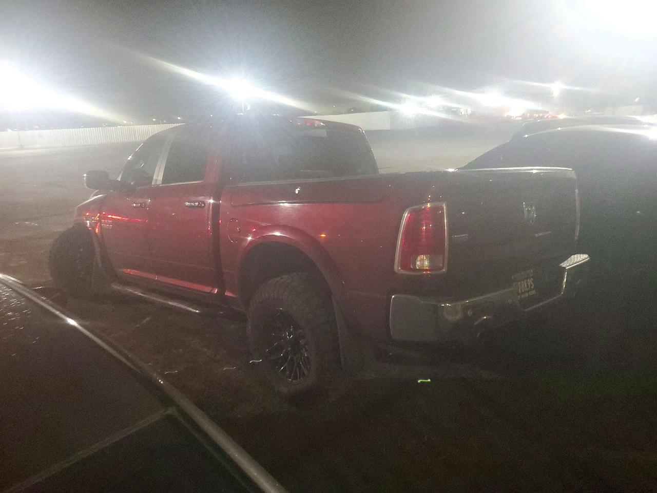 2016 RAM 1500 LARAMIE — photo 2