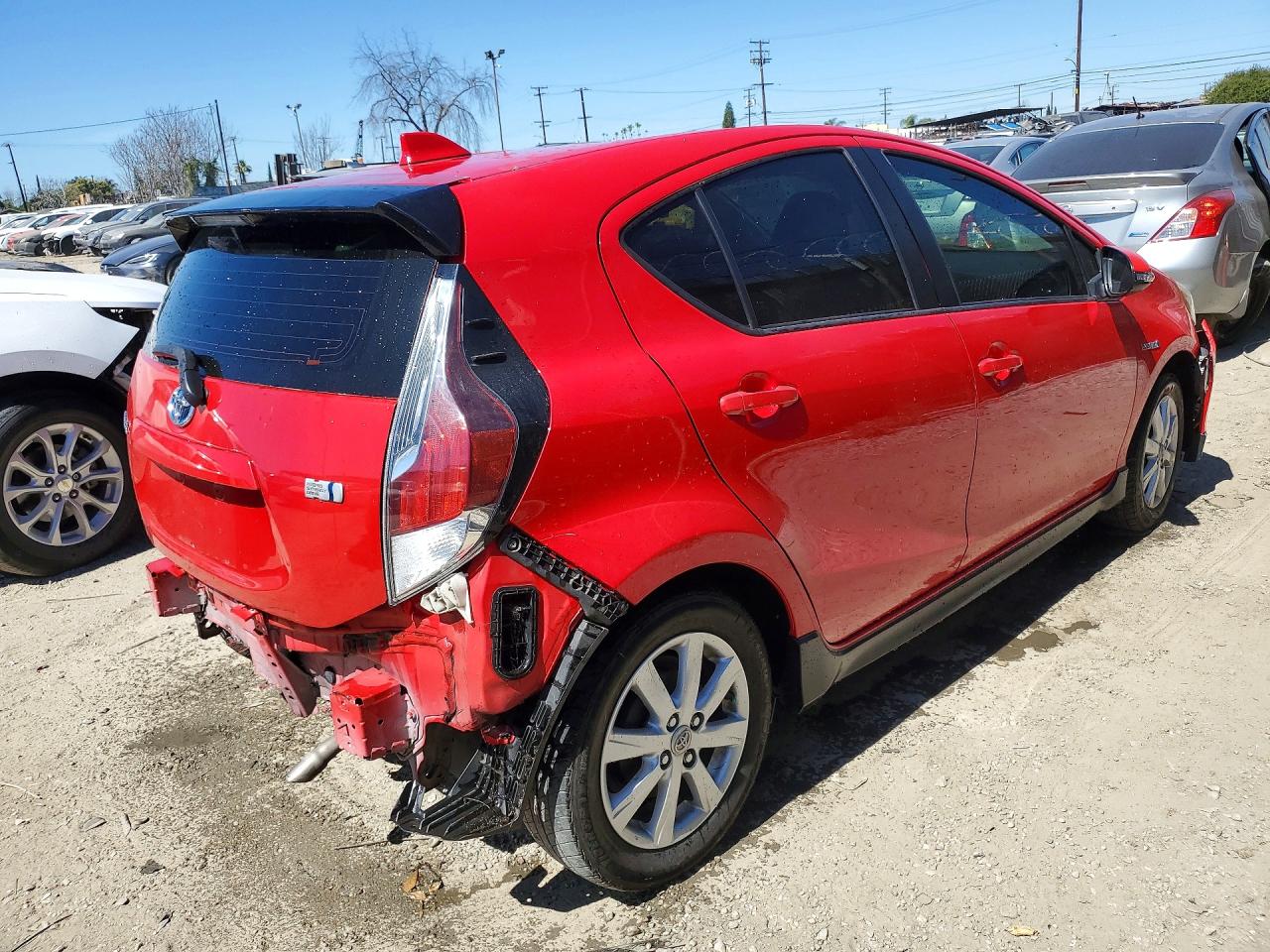 2017 TOYOTA PRIUS C TWO — снимка 3