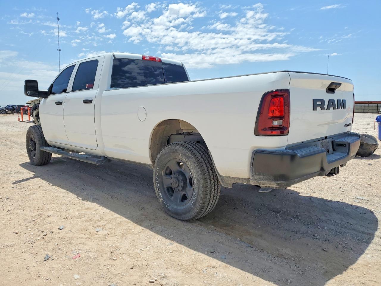 2026 RAM 2500 TRADESMAN — снимка 2