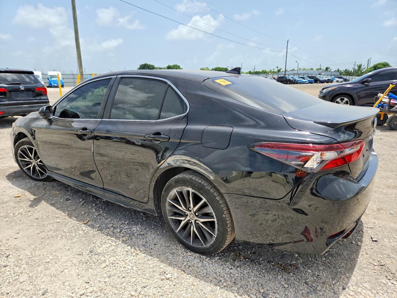 2023 TOYOTA CAMRY SE — снимка 2