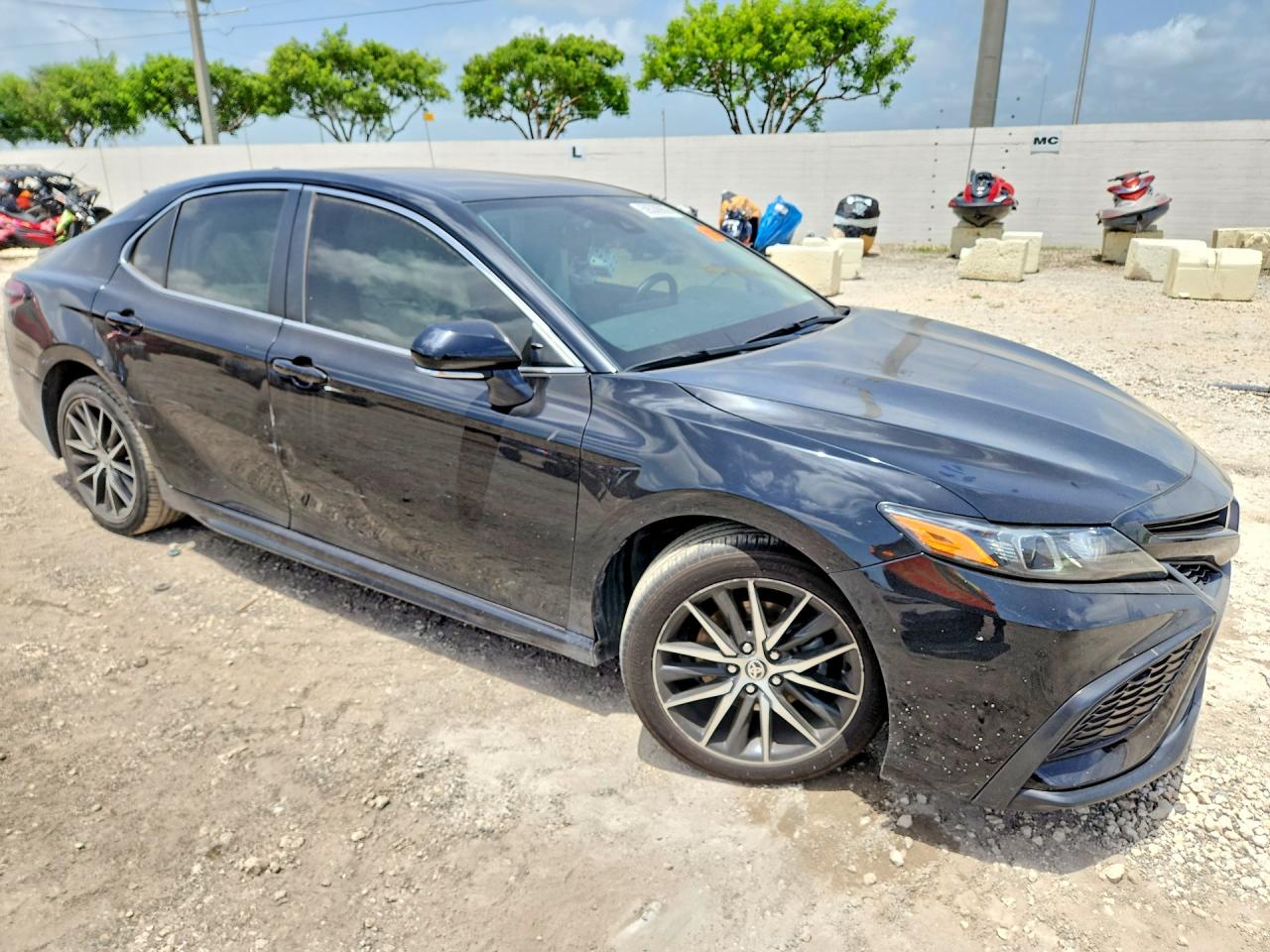 2023 TOYOTA CAMRY SE — снимка 4