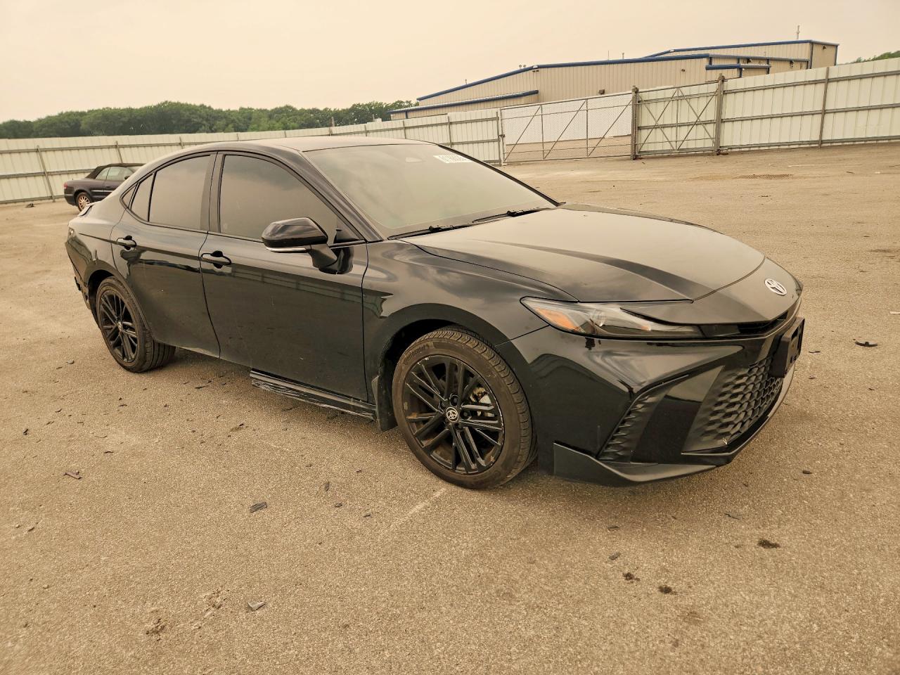 2025 TOYOTA CAMRY SE — снимка 4