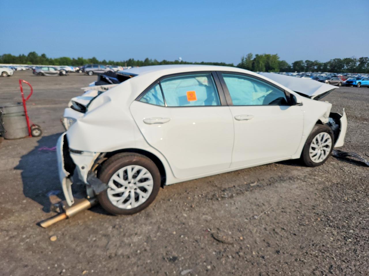 2019 TOYOTA COROLLA LE — снимка 3