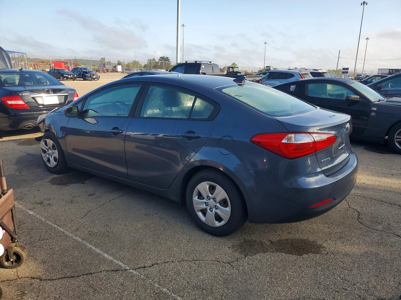2016 KIA FORTE LX — снимка 2