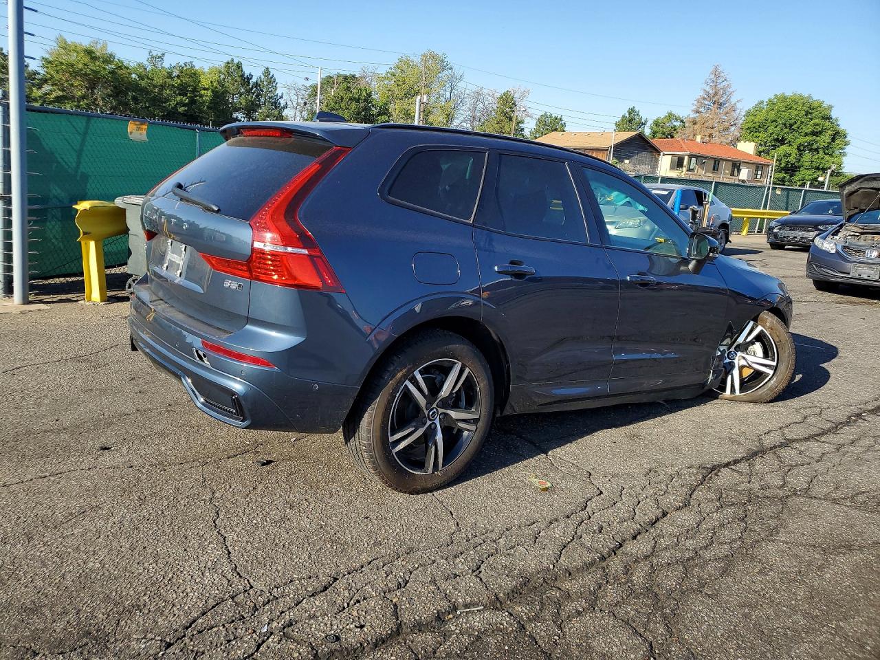 2022 VOLVO XC60 B5 R-DESIGN — снимка 3