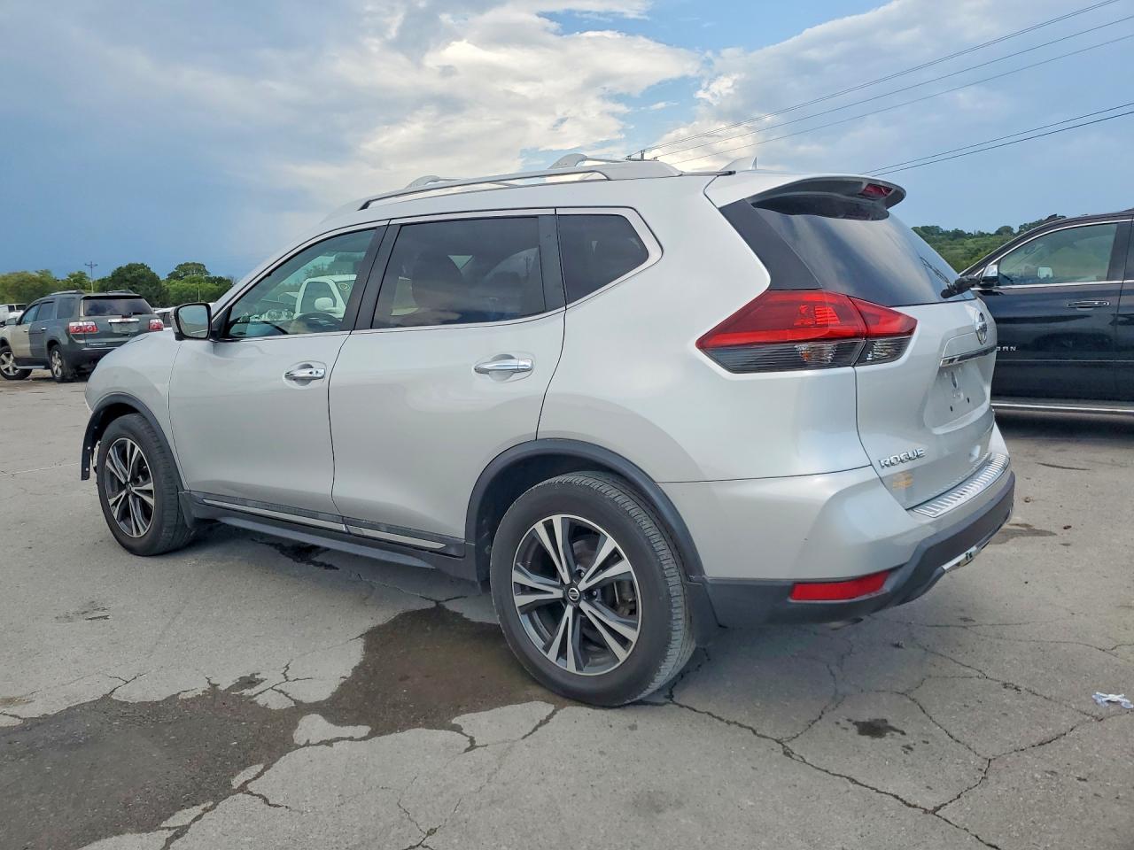 2018 NISSAN ROGUE SL — снимка 2