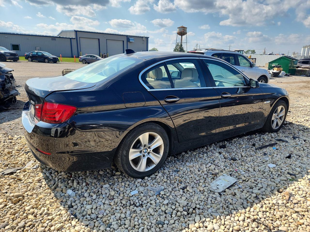 2013 BMW 528 XI — снимка 3