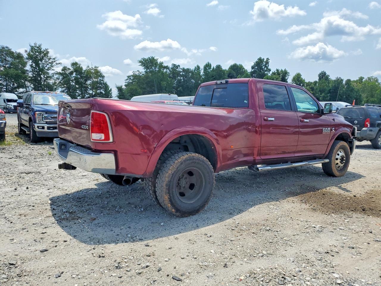 2018 RAM 3500 LARAMIE — снимка 3