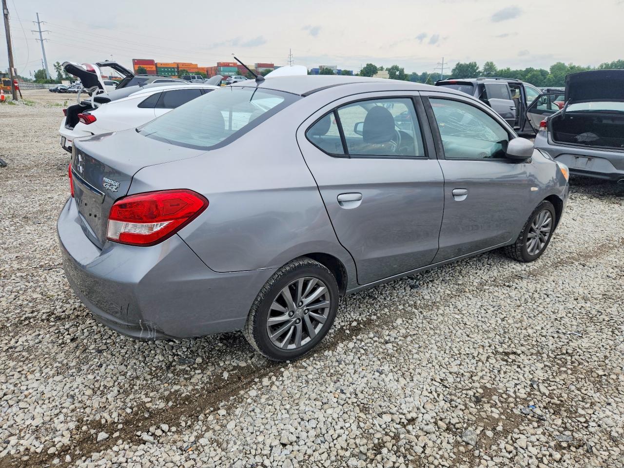 2018 MITSUBISHI MIRAGE G4 ES — снимка 3
