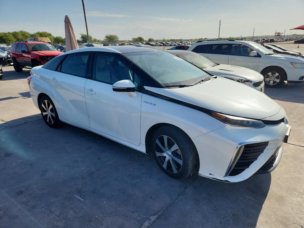 2018 TOYOTA MIRAI BASE — снимка 4