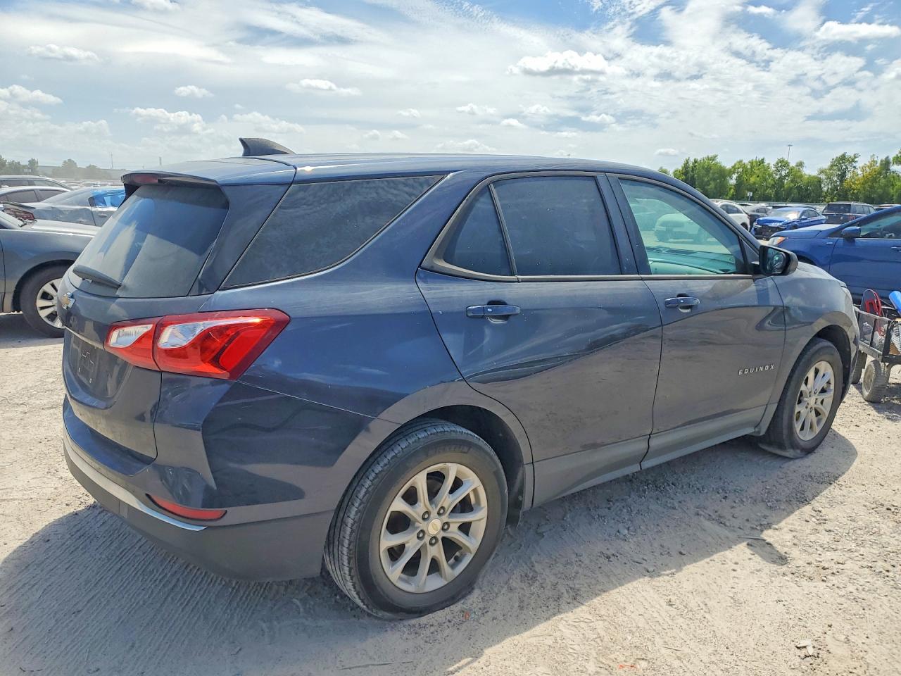 2018 CHEVROLET EQUINOX LS — снимка 3