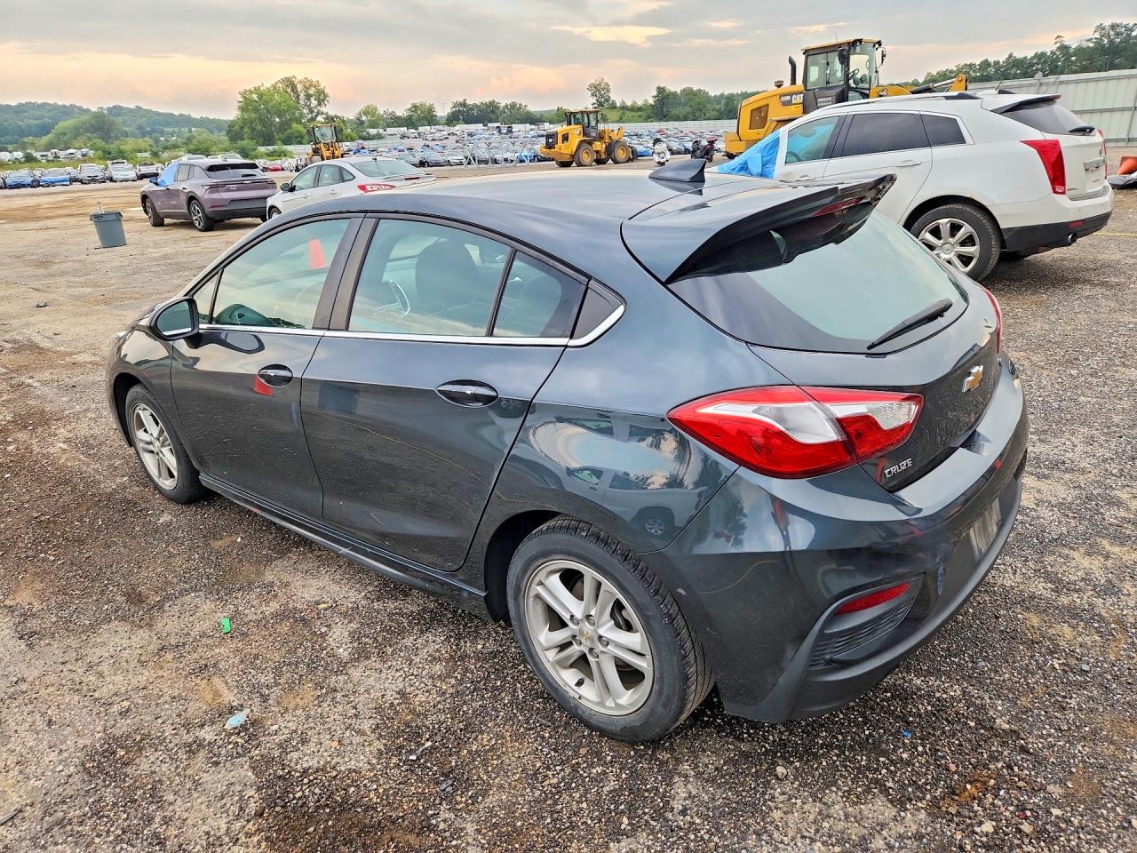 2017 CHEVROLET CRUZE LT — снимка 2
