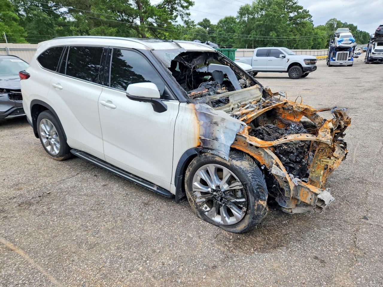2021 TOYOTA HIGHLANDER LIMITED — снимка 4