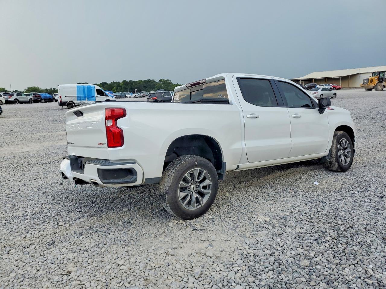 2020 CHEVROLET SILVERADO K1500 RST — снимка 3