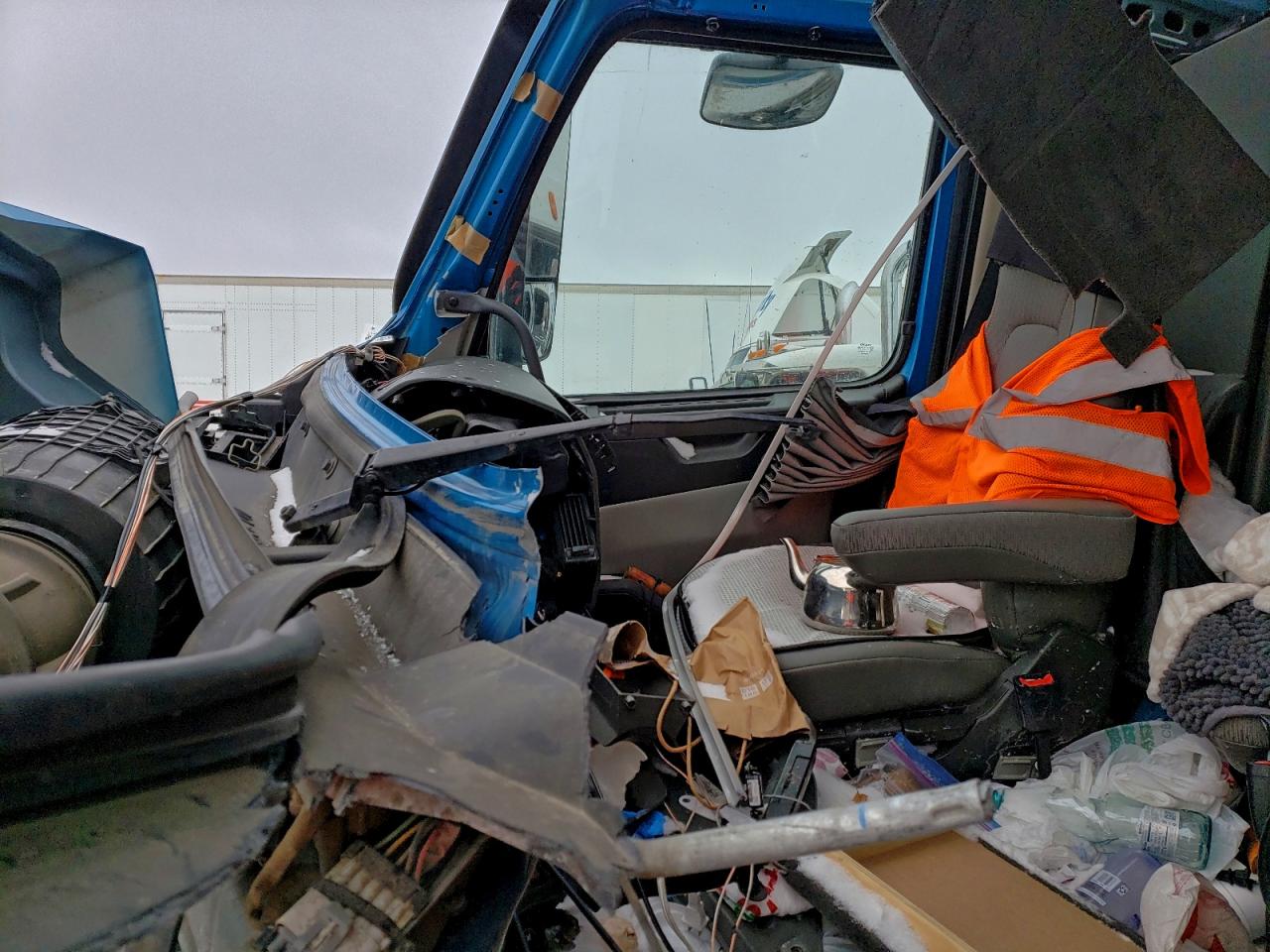 2024 VOLVO VNL — снимка 5